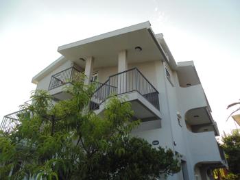 6 + 1 person , 2 rooms, Bar (photo 4)
