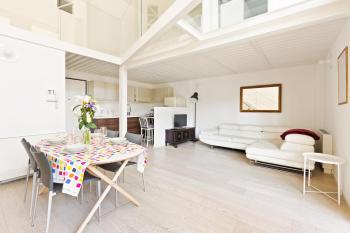 GuestHost - Elegant Loft with Balcony!, Milán (fotografie 5)
