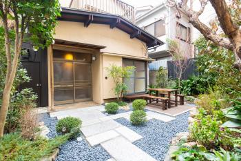 Kagurazaka Retro BAR & HOTEL, Tokio (fotografie 2)