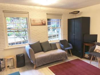 Castle view&Grassmarket studio flat with Luxury bathroom, Edinburgh (photo 4)