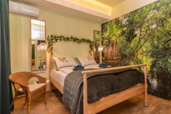 Cozy Jungle Oasis 1BD Apartment with Terrace in Sofia Center by Flat Mаnager, Sofia (photo 3)