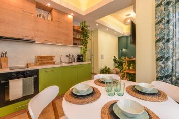 Cozy Jungle Oasis 1BD Apartment with Terrace in Sofia Center by Flat Mаnager, Sofia (photo 5)