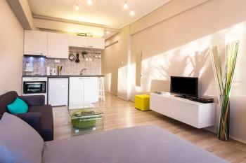 Treat yourself w. this central City-break studio!, Athens (photo 4)