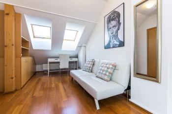 Attic Apartment by Wenceslas Square, Praha (fotografie 4)