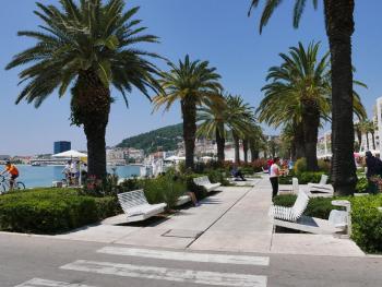 Holiday Home Aspalathos - with free parking, near the beach, a few minutes' walking distance to the UNESCO Palace, Split (fotografie 5)