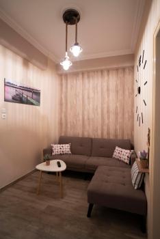 COZY APT NEXT TO METRO AND CLOSE TO ACROPOLIS!, Athens (photo 4)