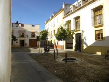 SMALL ROOM TO SLEEP 2 PEOPLE IN SHARED APARTMENT. TYPICAL AND QUIET DISTRICT, Cordoue (photo 3)