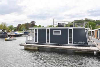 Cozy floating boatlodge Het Vrijthof, Maastricht (foto 2)