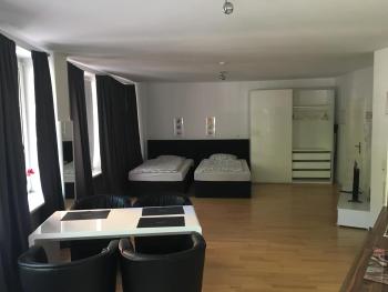 Dorya am Ring, Köln (Foto 2)