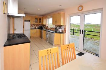 Cottage 102 - Ballyconneely, Балликоннили (фото 5)