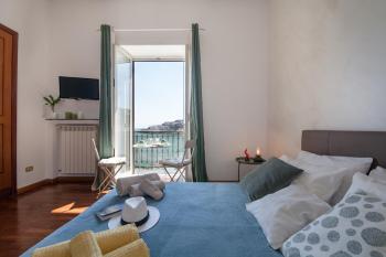 NapoliCentro Mare - Sea View Rooms & Suites, Neapel (Foto 3)