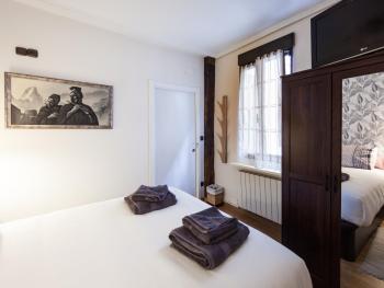 Cosy Room - Guggen º PARKING FREE, Bilbao (photo 5)