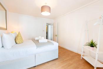 Apartments are located in the Heart of Shoreditch, London (photo 5)