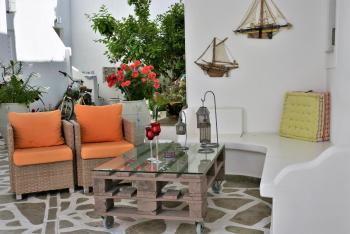 Ostria Studios, Adamas (foto 5)