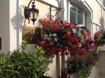 Avon Hotel, London (photo 2)