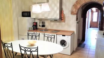 Authentic Mediterranean Apartment, Split (photo 4)
