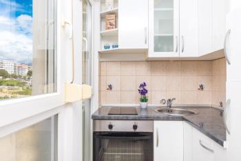 Spacious studio with balcony, close to the Znjan beach, Split (zdjęcie 4)