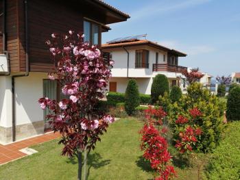 Villas in Complex Trakiyskiy Bryag, Lozenec (fotografie 2)