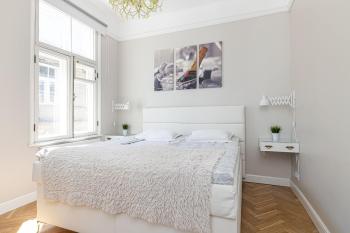 Modern History Apartment, Tallinn (photo 2)