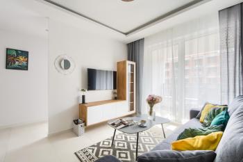 M&R Apartament Airport&Business DeLuxe Cybernetyki 17 - underground garage - free WiFi - Netflix - air conditioning - self check-in, close by Chopin Airport, Varšava (fotografie 3)