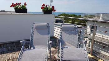 Apartament z tarasem na dachu B22, Rowy (foto 5)