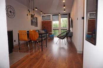 Apartament metro rondo Onz, Varšava (fotografie 3)