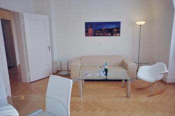 Spacious 2-bedroom near lake - Stardust 32, Zürich (Foto 2)