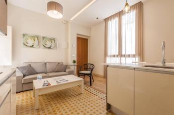 T2, Tirso de Molina, apartamento luminoso y tranquilo, Sevilla (Foto 3)