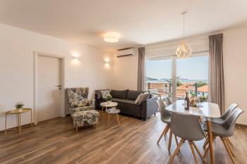 Luxury view apartments, Rogoznica (photo 3)