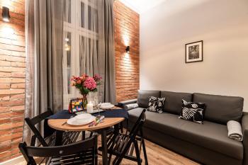 Lubomirskiego 23 Residence - great location, 10 min to Main Square by foot, right next to Main Rail and Bus Station, Cracovie (photo 2)