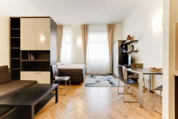 Hálkova Studio, Praha (fotografie 2)