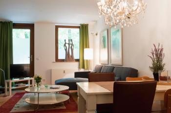 Beautiful Park Apartment for 4 Guests, Berlino (foto 3)