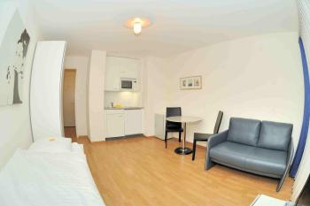 Cozy studio near central station - Crown 38, Zúrich (foto 4)