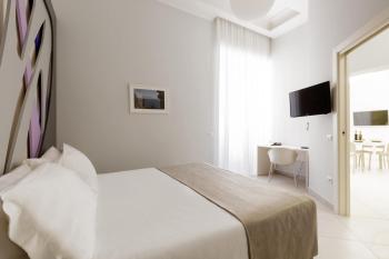Dioniso’s Luxury Apartments Municipio, Neapel (Foto 4)