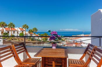 Apartment with ocean view in Costa Adeje, Adeje (photo 2)