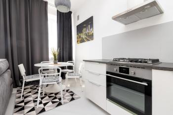 City Centre Apartment by BookingHost, Warsaw (photo 5)