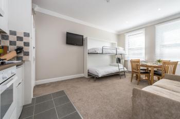 Stylish apartment 12 minutes tube to Oxford Street with free wifi and air con, Londýn (fotografie 4)