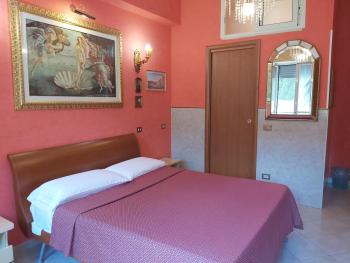 B&B Babri Simim Taj, Řím (fotografie 2)