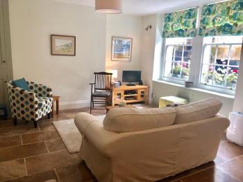Lauras Townhouse Apartments Garrard's Retreat, Bath (photo 2)