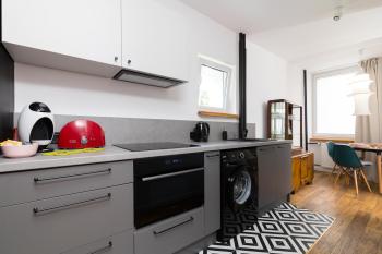 Independence Museum Charming Apartment by BookingHost, Warsaw (photo 4)