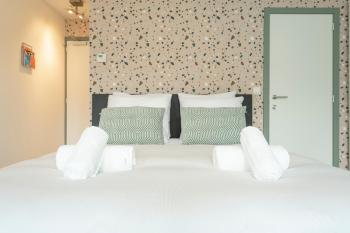 SHWAY - The Card Room Green Studio, Amberes (foto 3)
