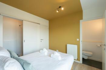 SHWAY - The India Yellow Studio, Amberes (foto 4)