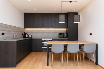 Self-check-in 2 bedroom apartment with a terrace and free parking, Tallinn (photo 2)