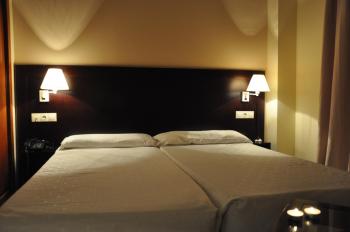 Apartamentos Luxsevilla Palacio, Севилья (фото 3)