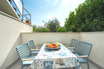 Apartments Kamelija, Split (photo 4)