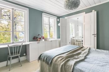 Peaceful, Picturesque Lake & Forest Retreat, Stockholm (photo 3)
