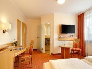 Hotel Kriemhild am Hirschgarten, Munich (photo 5)