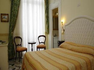 B&B Art Suite Santa Brigida, Neapel (Foto 4)