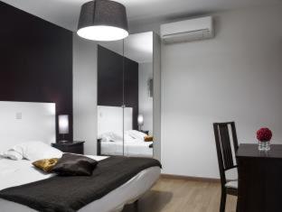 THC Gran Via Hostel, Madrid (photo 4)