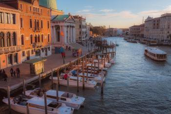 CA SUSANNA NEAR TRAIN STATION, Venice (photo 3)